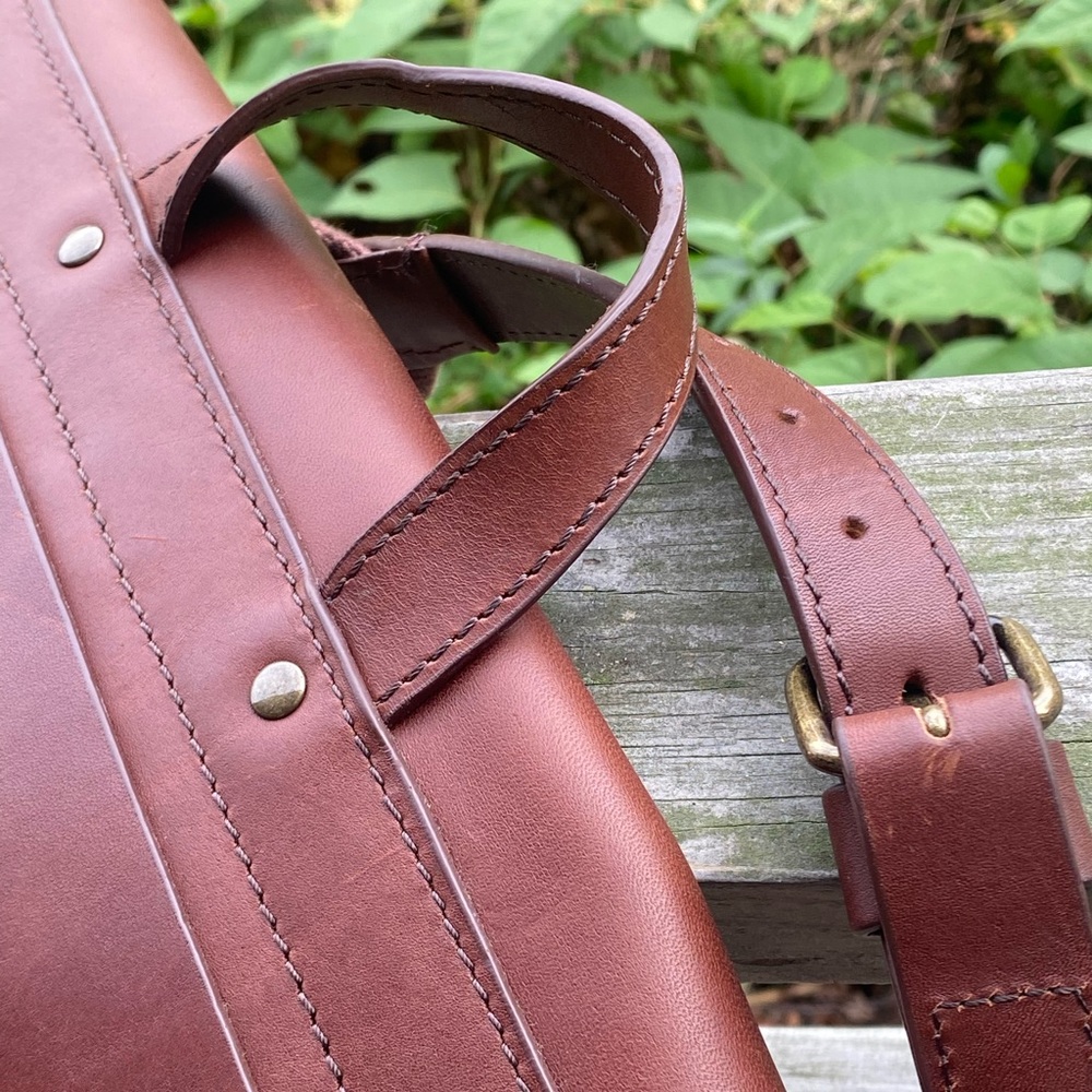 L.L. Bean Rich Brown Leather Messenger Bag - Picture 12 of 15